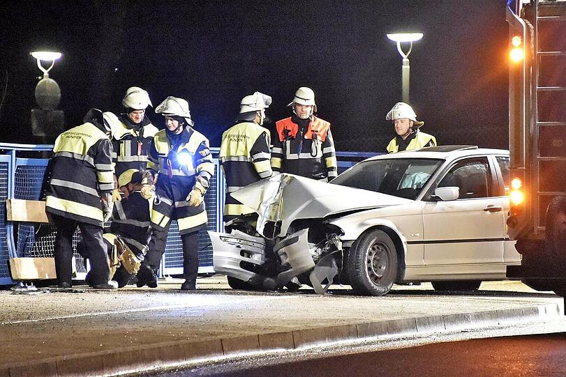 Der BMW war nach dem Unfall Totalschaden.