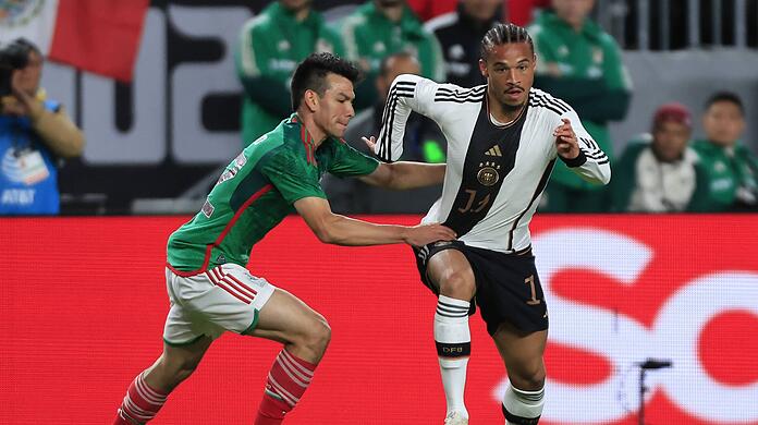 Leroy Sané vom FC Bayern gelingt derzeit fast alles. Auch beim Spiel Mexiko gegen Deutschland war er der beste DFB-Spieler auf dem Platz.