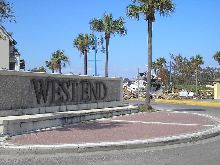 Das West End von New Orleans. Hurrikan Katrina zerstörte 2005 alle Clubs und Restaurants am Pontchartrain-See. Der Ort war früher eine Jazz-Hochburg. Die Komposition "West End Blues" von Joe King Oliver machte Louis Armstrong zu einer der berühmtesten Nummern der 1920er.