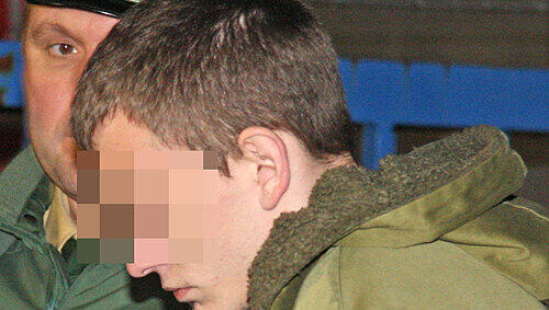 Beruft sich auf Erinnerungslücken: der Angeklagte Alexander W. (21). Beruft sich auf Erinnerungslücken: der Angeklagte Alexander W. (21).
