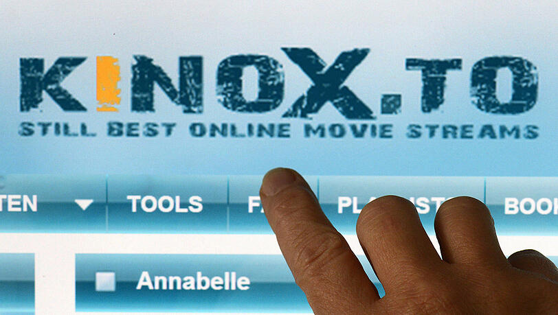 Kinox.to ist noch immer online – hat der 24-jährige Festgenommene die Passwörter? Kinox.to ist noch immer online – hat der 24-jährige Festgenommene die Passwörter?