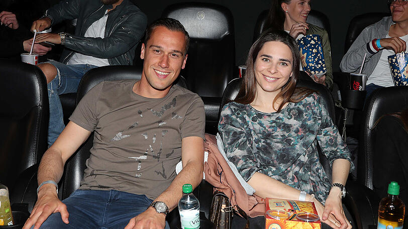 Die Löwen im Kino - beim "High Speed meet and greet" im Mathäser Kino. Bei "Fast + Furious 8"! Die Fans hatten so die Gelegenheit, die 1860-Profis mal in einer ganz anderen Umgebung zu erleben. Es gab Selfies ohne Ende, Autogramme bis zum Abwinken, Popcorn in rauen Mengen, spannende Duelle am Kicker. Die Bilder.