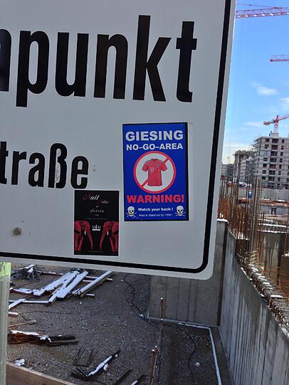 Diese Aufnahme hat uns AZ-Leser Claus Hage geschickt. Entstanden ist es im Oktober 2012 an der Baustelle vom "Giesinger Park" (Spixstrasse, Ecke Wirtstrasse).