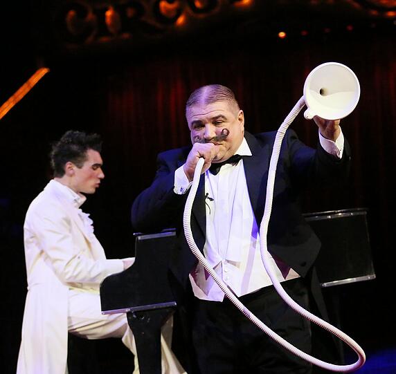 Musical-Clown-Entreeder Sterza-Familie