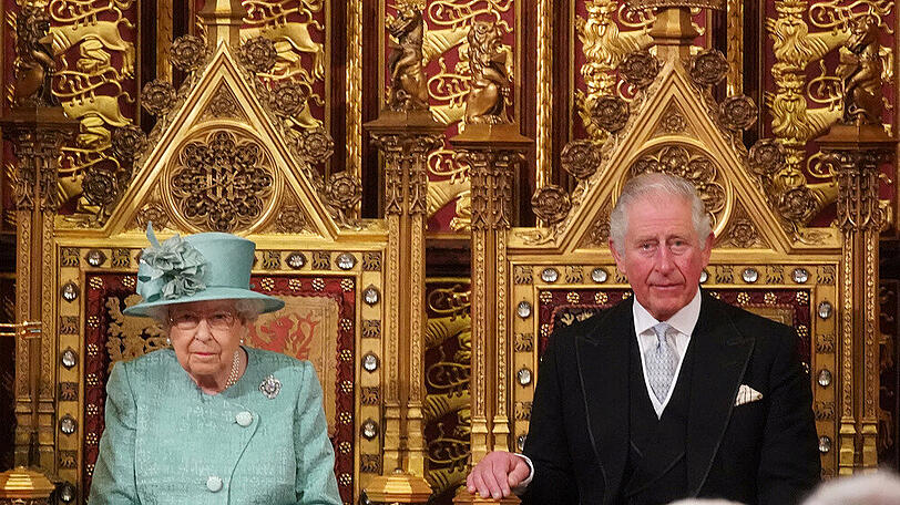 Queen Elizabeth II. und Prinz Charles.
