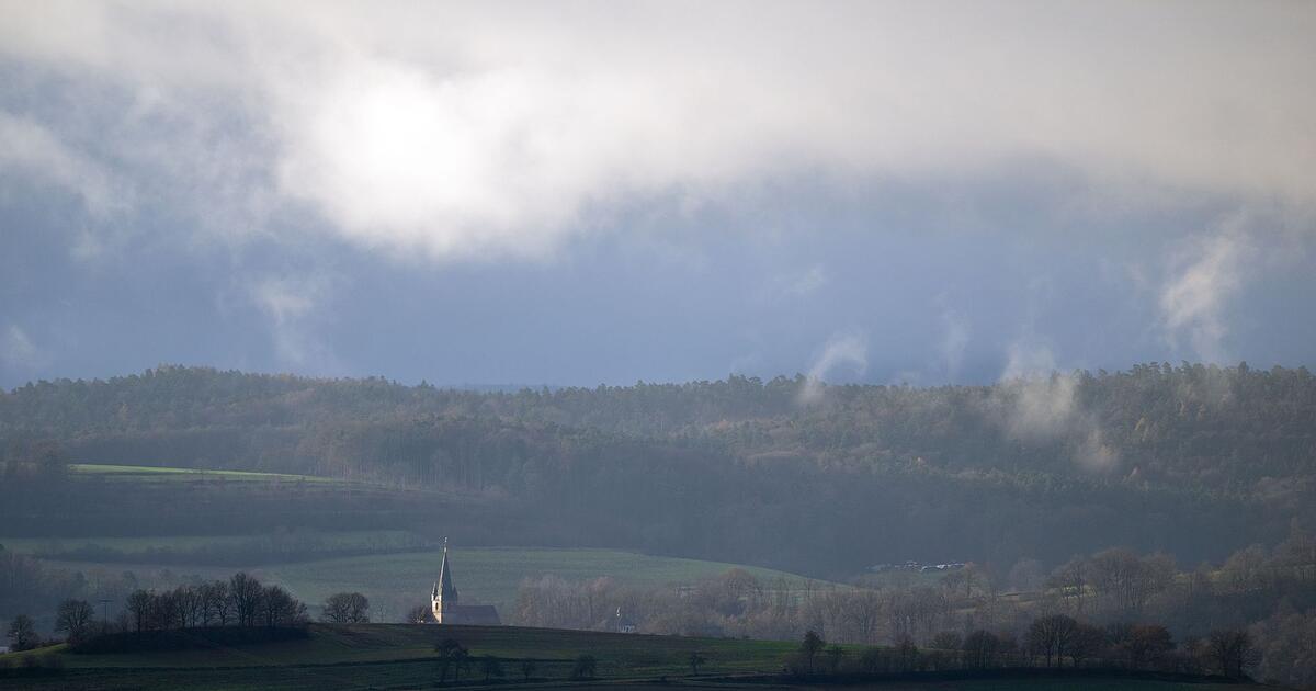 Mildes-Wetter-in-Bayern-Gl-ttegefahr-in-der-Nacht