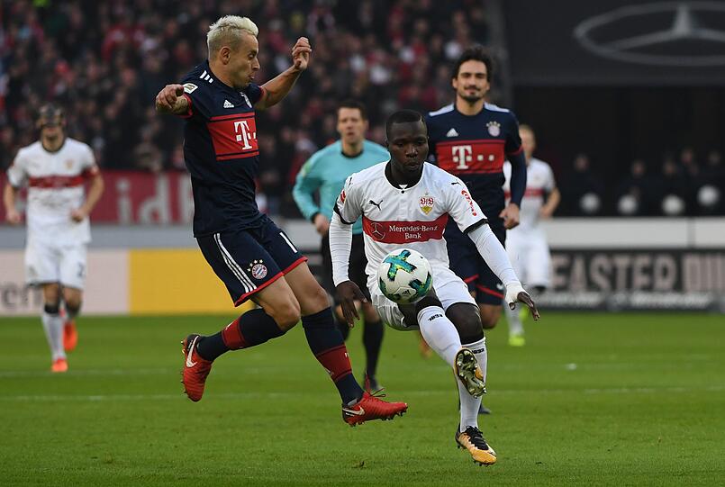 RAFINHA NOTE 5
Sollte den geschonten Alaba vertreten - das gelang ihm nicht. Schwächster Bayern-Spieler, mit ungenauen Flanken und Pässen. Ließ sich ganz leicht den Ball abnehmen. Kraftlos, unkonzentriert.