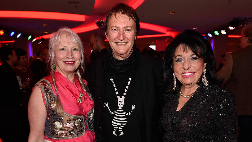 Hans-Jürgen Buchner und Frau Ulrike Böglmüller, Regine Sixt.