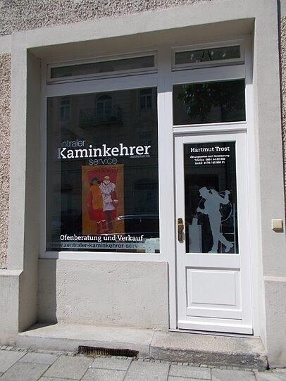 In der Kellerstraße hingegen wohnt der Kaminkehrermeister.