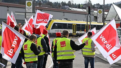 Mehrere Bundesländer betroffen: Die Gewerkschaft Verdi hatte Warnstreiks bei verschiedenen Verkehrsbetrieben organisiert.