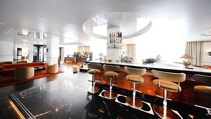 Glanz, Farbe und ein Hauch Vergangenheit: Das Design des neuen The-Dean-Hotels soll an die Atmosphäre des alten Münchens erinnern. Glanz, Farbe und ein Hauch Vergangenheit: Das Design des neuen The-Dean-Hotels soll an die Atmosphäre des alten Münchens erinnern.