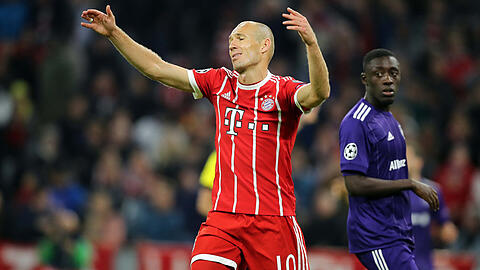Bedient: Bayern-Star Arjen Robben.