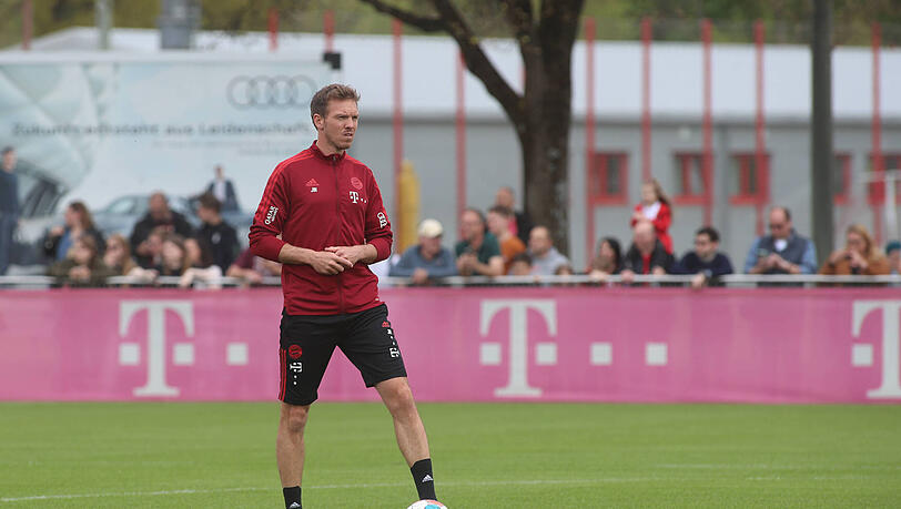 Julian Nagelsmann am Dienstag im Bayern-Training.