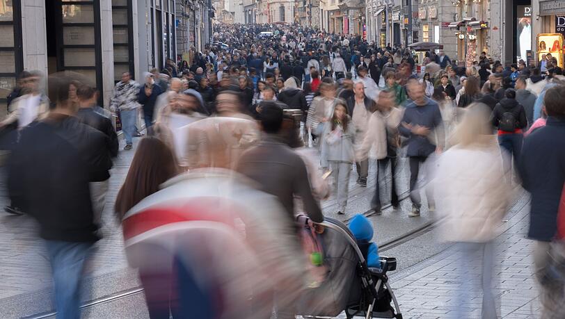In Istanbul soll ein weiterer Junge durch die Konsequenzen einer Pestizidbehandlung gestorben sein. (Symbolbild)