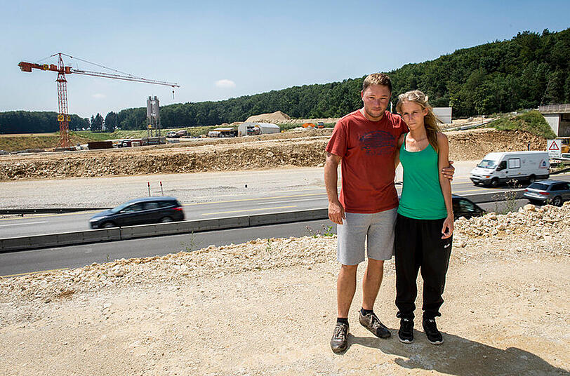 Im Hintergrund die Baustelle: Nach einer Sprengung für das Bahnprojekt Stuttgart 21 war Hund Flecki entlaufen.
